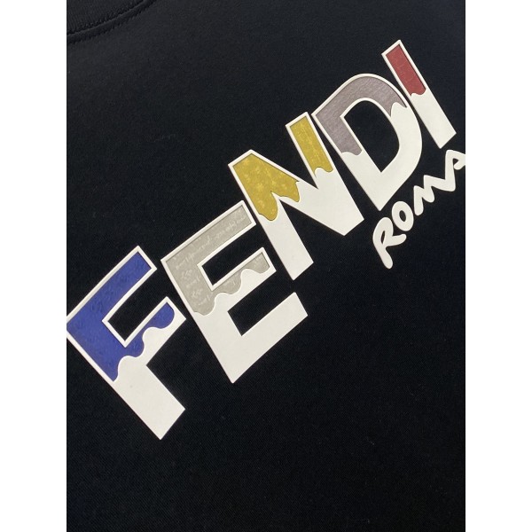 FENDI芬迪高仿大牌服飾24ss新品黑色短袖T恤