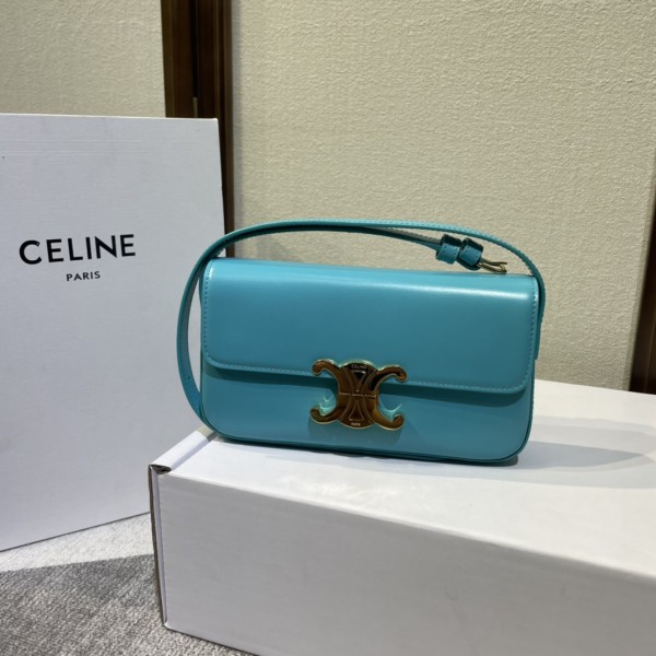  Celine賽琳1:1品質包全新淺藍色Triomphe 凯旋门腋下包194142  