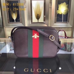 【GUCCI-古奇】十年打造專業GUCCI   市場頂級獨家控貨，專/櫃品質  採用進口牛皮，原廠五金！精緻做工。獨家實物拍照品質如圖可見 。款號：412008。尺寸：23*16*6。